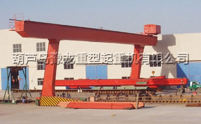 單梁吊鉤門式起重機(jī) 